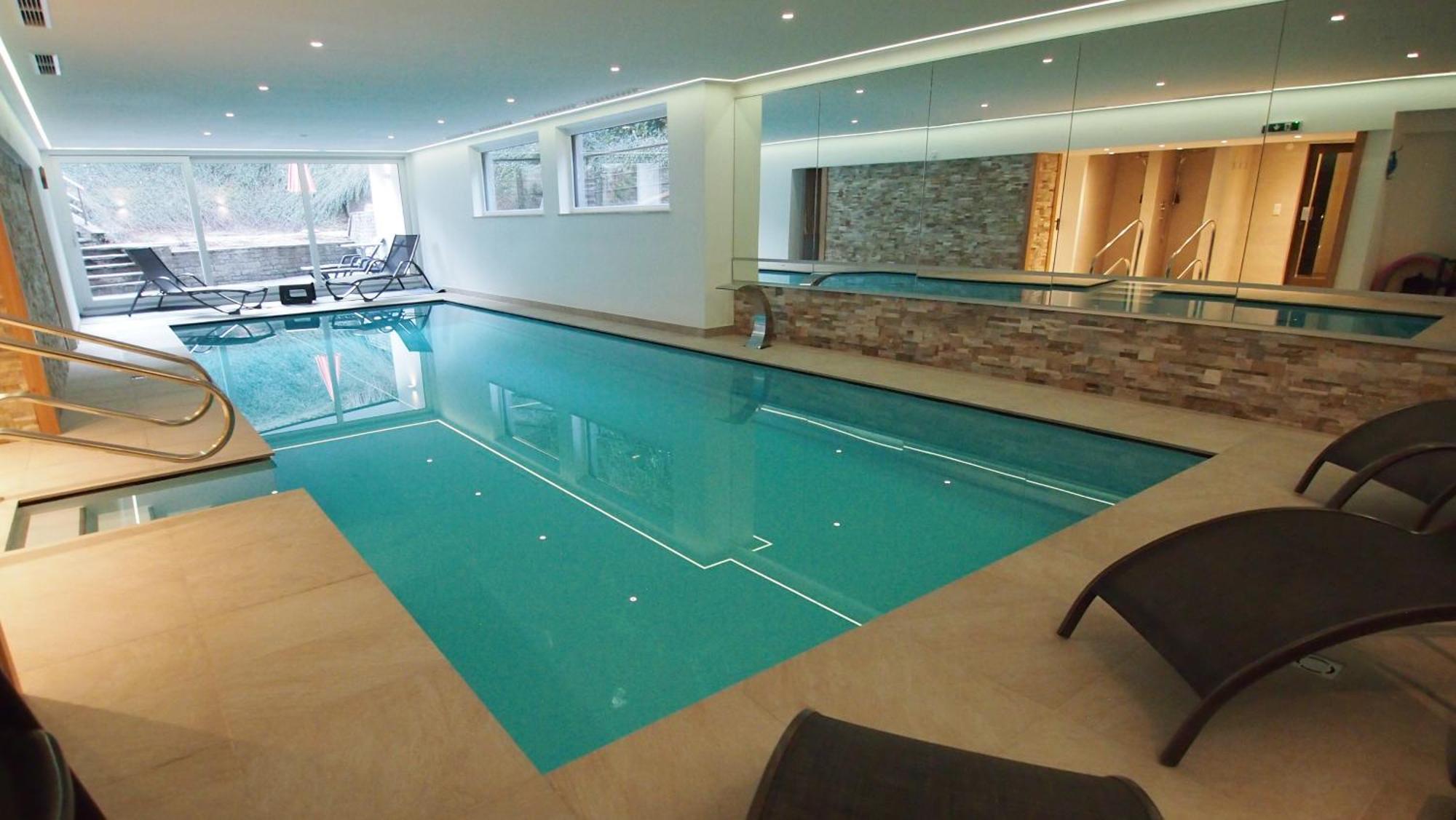 Hotel Sonnhof Mutters Bagian luar foto